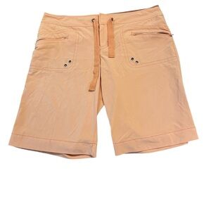 Athleta women shorts